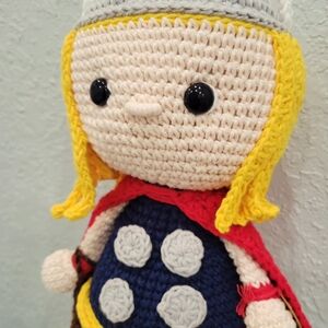 AMIGURUMI DOLL
